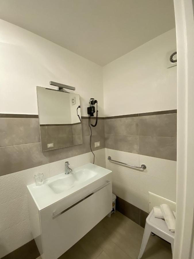 Viola Apartment ปอร์โตเชซาเรโอ ภายนอก รูปภาพ