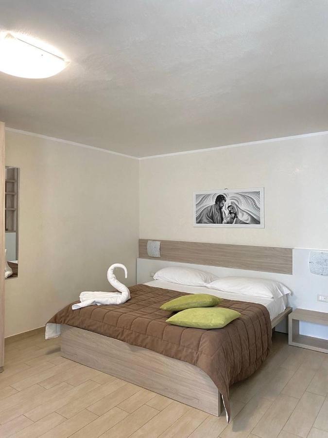 Viola Apartment ปอร์โตเชซาเรโอ ภายนอก รูปภาพ